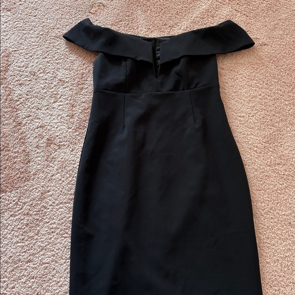 Bardot Classic Black dress, sweet heart neckline, size 8, mint condition
